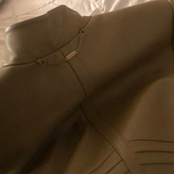 ST. JOHN SPORT by Marie Gray - Picture 8 of 10